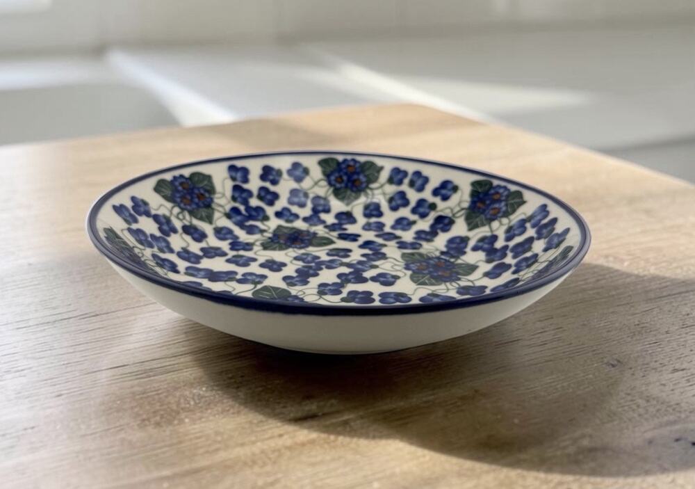Unikat "Royal Vine" Polish Pottery Bowl 8.25" Wide Hand Painted Floral
